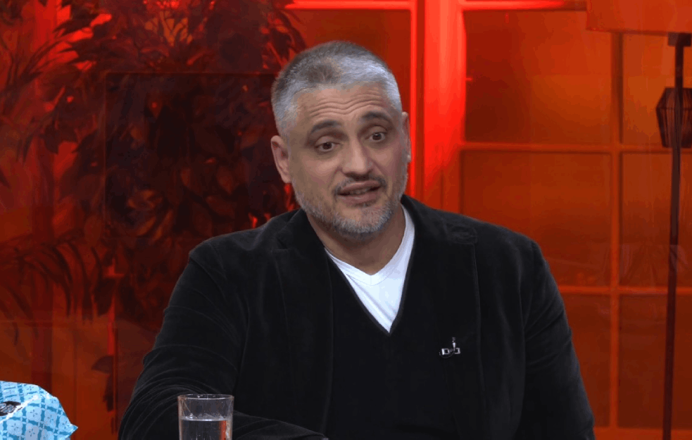 HTELI SU DA MU DROGIRAJU ĆERKU! Čedomir Jovanović REVOLTIRAN: 'Ukinuli su obezbeđenje mojoj DECI, a svakodnevno DOBIJAM PRETNJE SMRĆU'